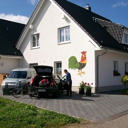 Gastehaus „Haus Am Hahnenberg“ Acomodação com café da manhã Marmagen Exterior foto